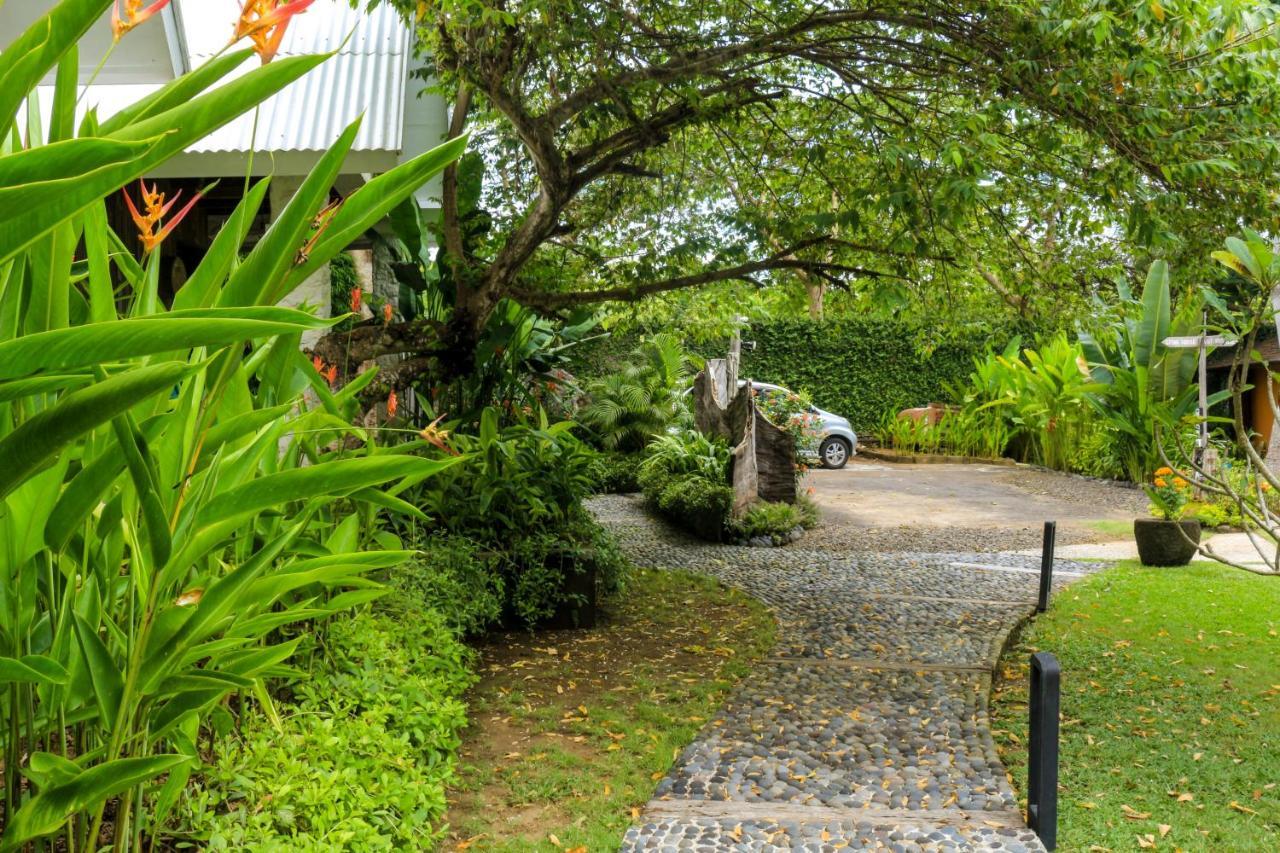 Chanteak Bali - Stone House 3 Jimbaran Екстериор снимка